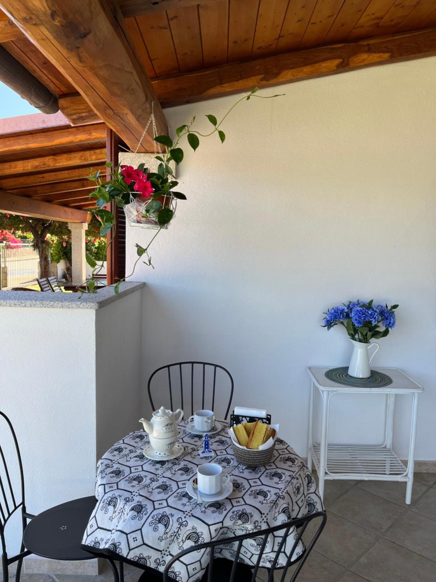 B&Bcoccole San Teodoro  Exterior foto